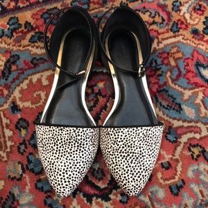 Banana republic flats